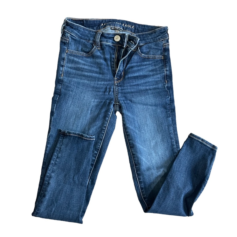 American Eagle high rise jegging size 4 short